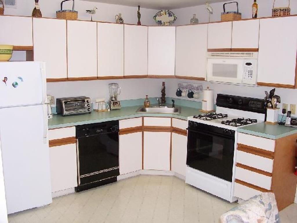 300 EAST ROCHESTER MARINER’S COVE 108 WILDWOOD CREST SUMMER